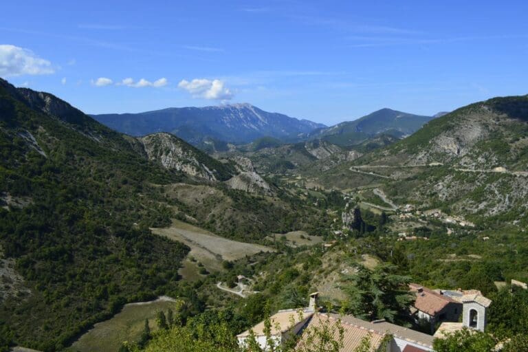 Rando La Combe — Le Village des Lavandes à Montbrun-les-Bains
