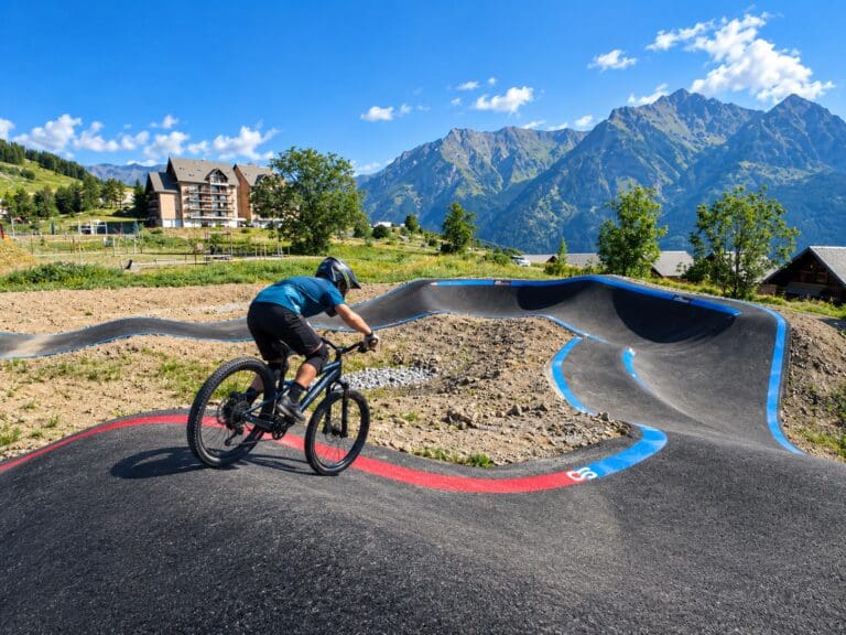 Pump track – Le Balcon des Écrins, Réallon