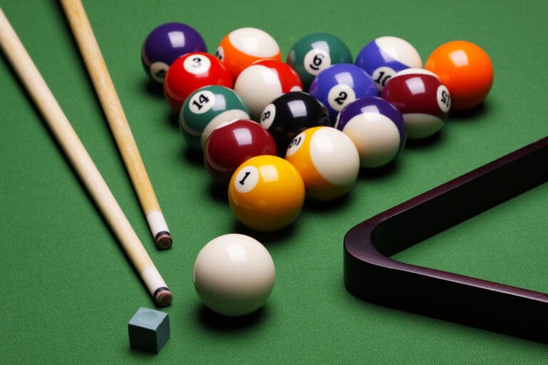 Billiards set-up – Le Village des Lavandes, Montbrun-les-Bains