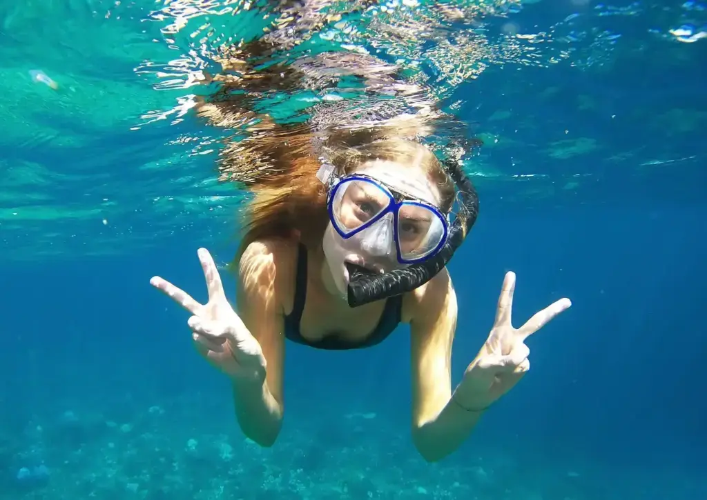 Underwater fun — Le Village des Gréements à Marseille, îles du Frioul
