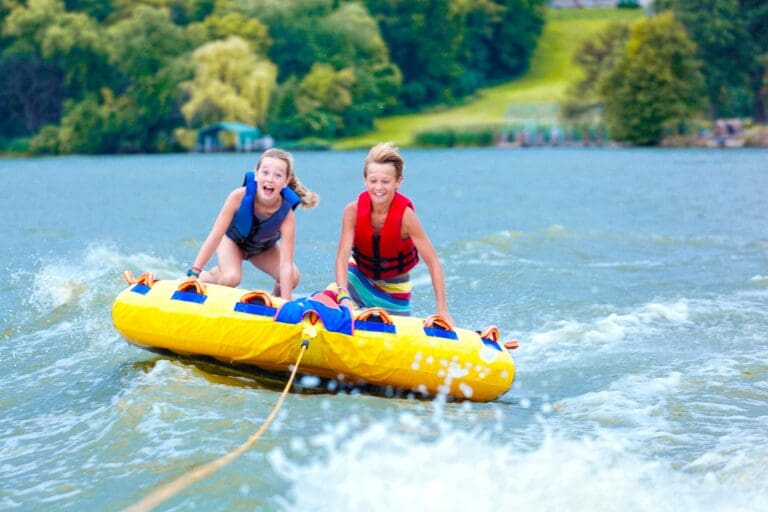 Towable tube rides