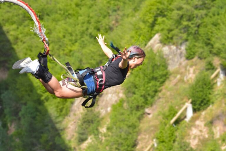 Bungee jumping