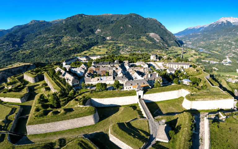 Visit to the Mont-Dauphin fortress – Discovery walks